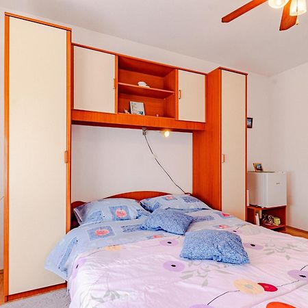 Apartments And Rooms With Parking Space Mali Ston Chambre photo