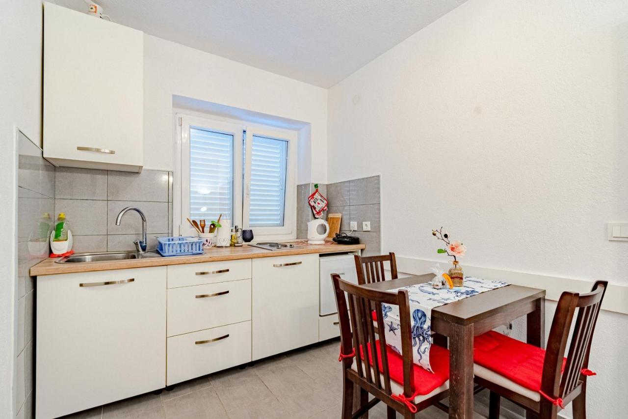 Apartments And Rooms With Parking Space Mali Ston Extérieur photo