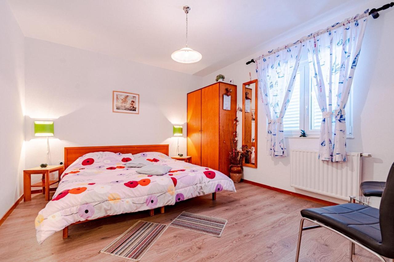 Apartments And Rooms With Parking Space Mali Ston Extérieur photo
